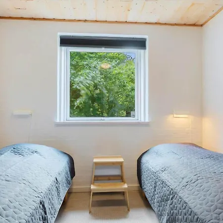 Semesterbostad 8837-glesborg-enebaervej-30-a Glesborg