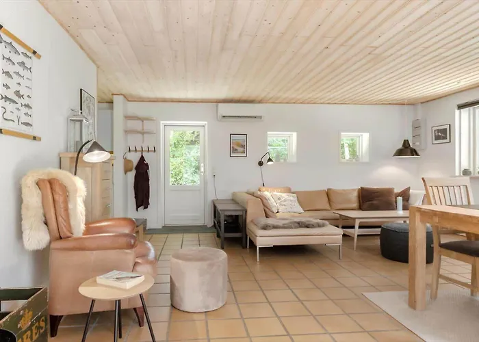 8837-glesborg-enebaervej-30-a *