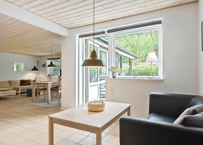 8837-glesborg-enebaervej-30-a Сasa de vacaciones *